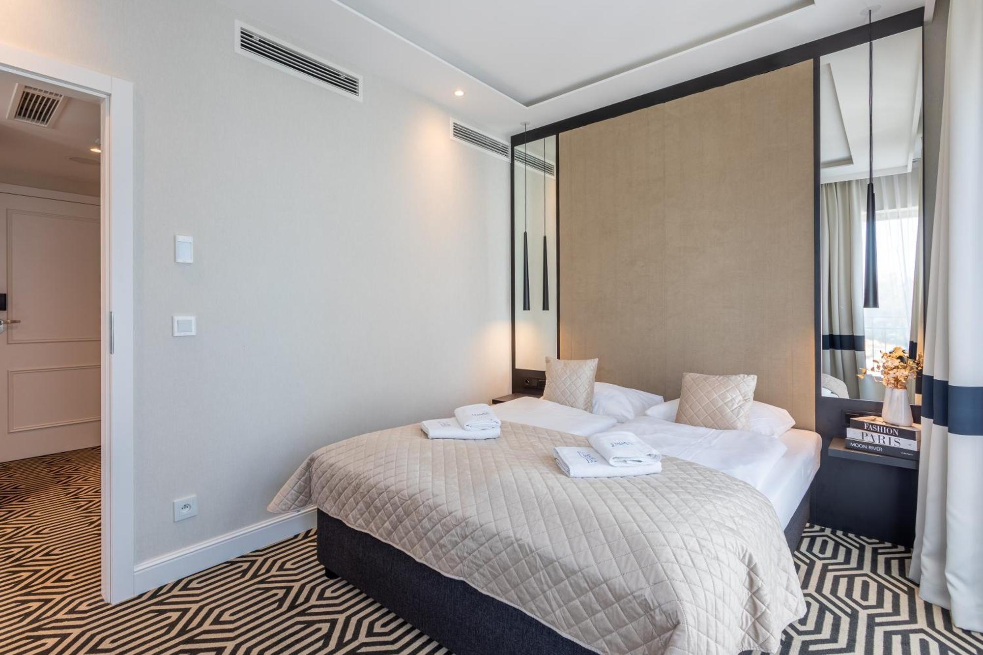 Ambria Apartments Promenada سفينويتشي المظهر الخارجي الصورة